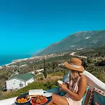 Gogo's Boutique 4* Dhërmi