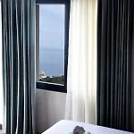 Gogo's Boutique Hotel 4*