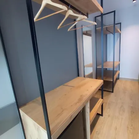 Gogo's Boutique Отель 4*