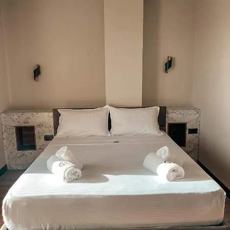 Gogo's Boutique Dhërmi