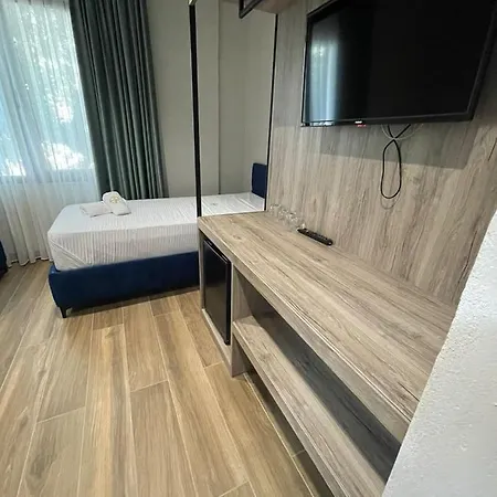 Hotel Gogo's Boutique Dhërmi
