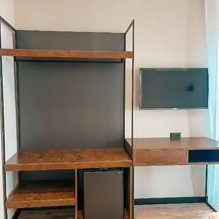 Gogo's Boutique Отель