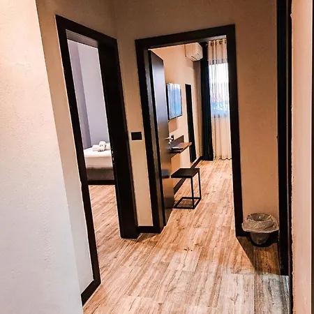 Gogo's Boutique Hotel