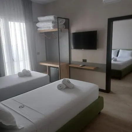 Gogo's Boutique Dhërmi