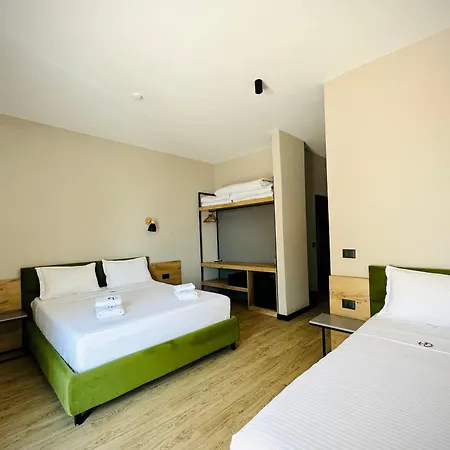 Gogo's Boutique Hotel 4*