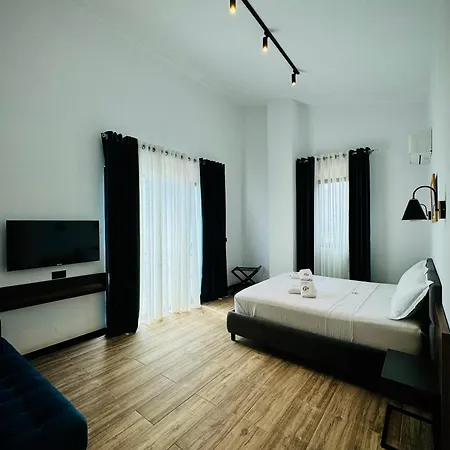 Gogo's Boutique Dhërmi