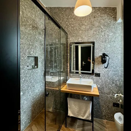 Hotel Gogo's Boutique Dhërmi