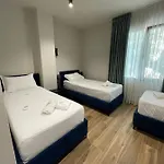Hotel Gogo's Boutique 4*