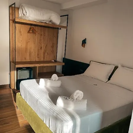 Gogo's Boutique Dhërmi