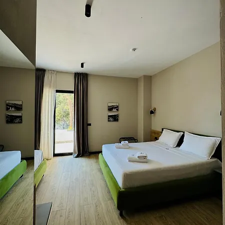 Hotel Gogo's Boutique 4*