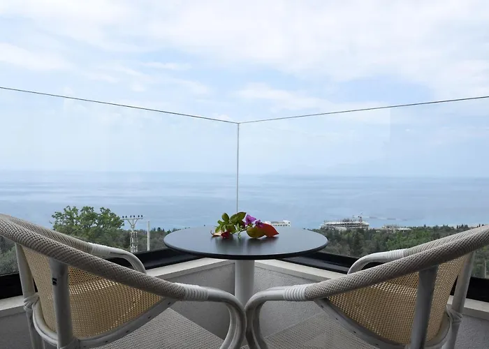 Gogo's Boutique Hotel