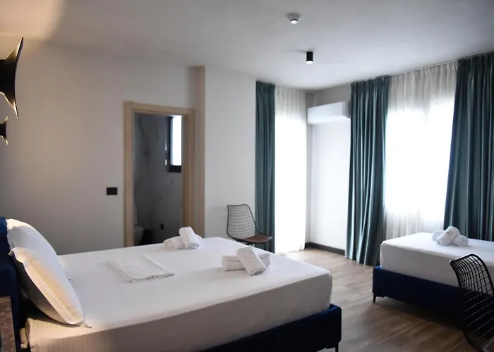 Hotel Gogo's Boutique 4*