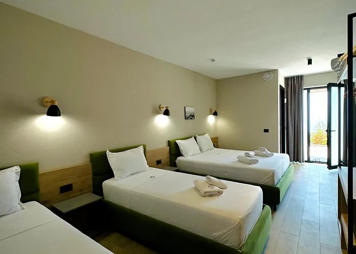Gogo's Boutique Hotel 4*